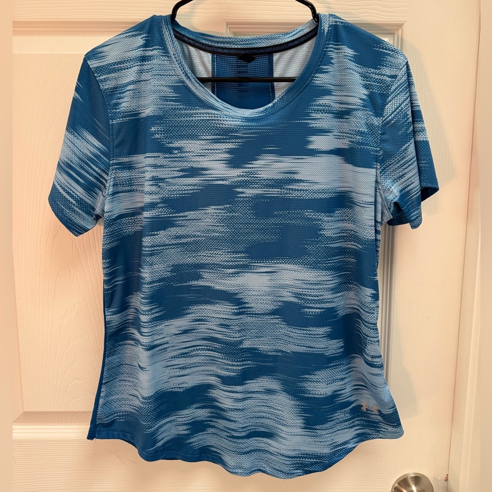 Under Armour Women's Short Sleeve Tee in Blue and White